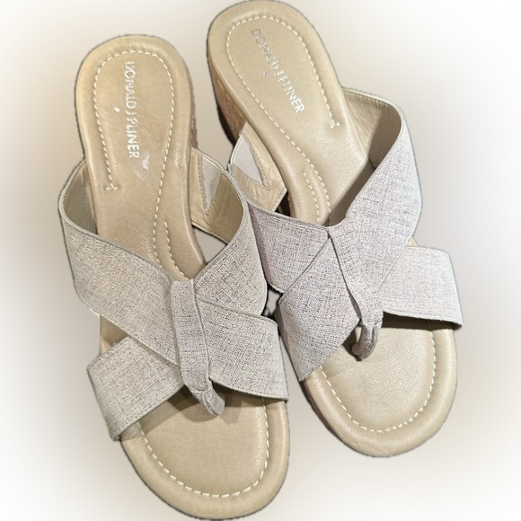 Donald J. Pliner Arya Cork Wedge Sandals Size 9 - Picture 2 of 6